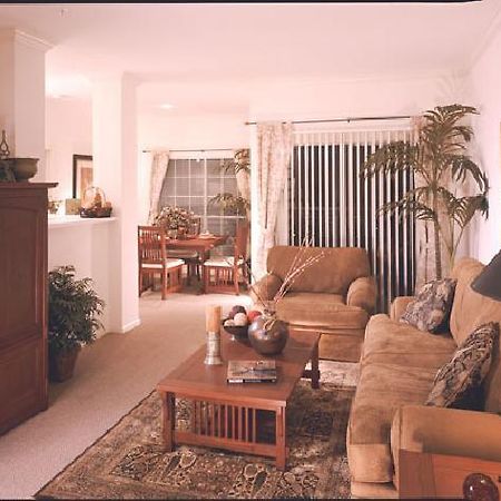 Oakwood At Midtown Arbor Place Houston Room photo